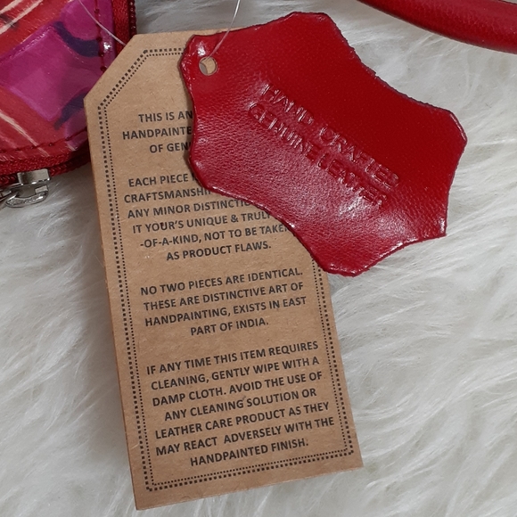 VIVID by Sukriti 100% Leather Red Damask Pattern Hand-Painted Bag - Picture 10 of 16